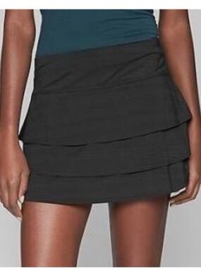 Athleta Swagger Skirt black size medium athletic tennis